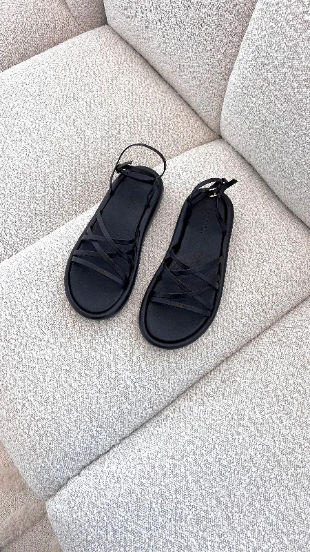 Nikola Sandal - Black