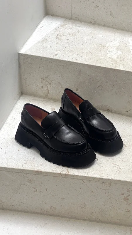 Alias Mae Tammy Loafers - Black